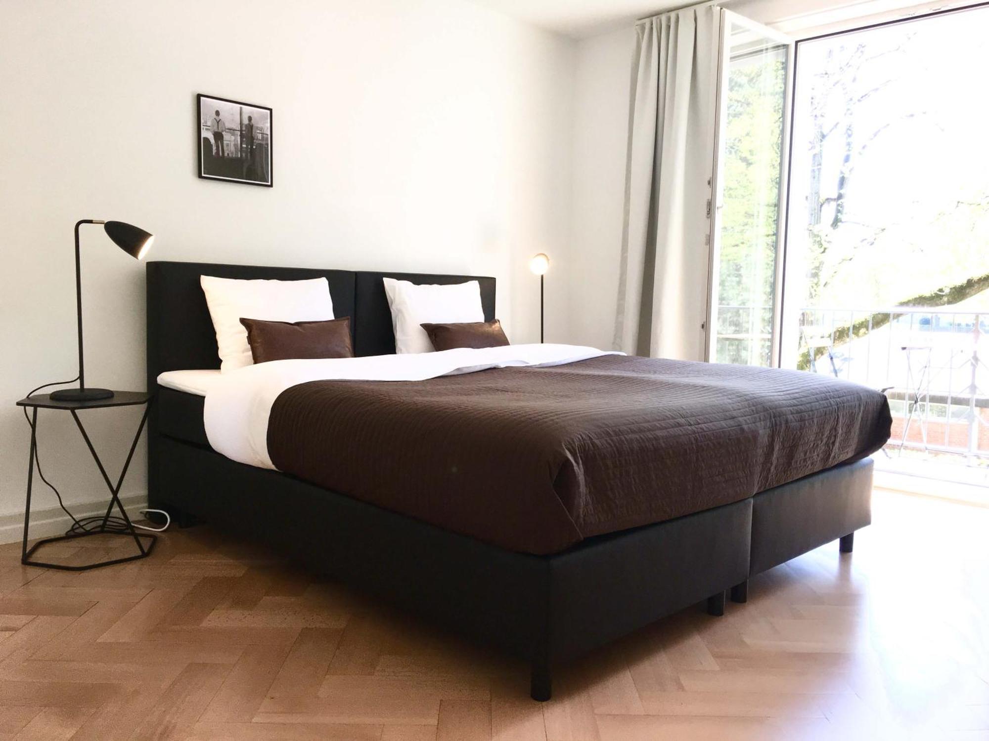 Viadukt Homestay Zurich Exterior photo